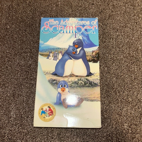 ~6/$10 MOVIES VHS/DVDS~ The Adventures Of Scamper The Penguin VHS Movie 1992 - Picture 2 of 7